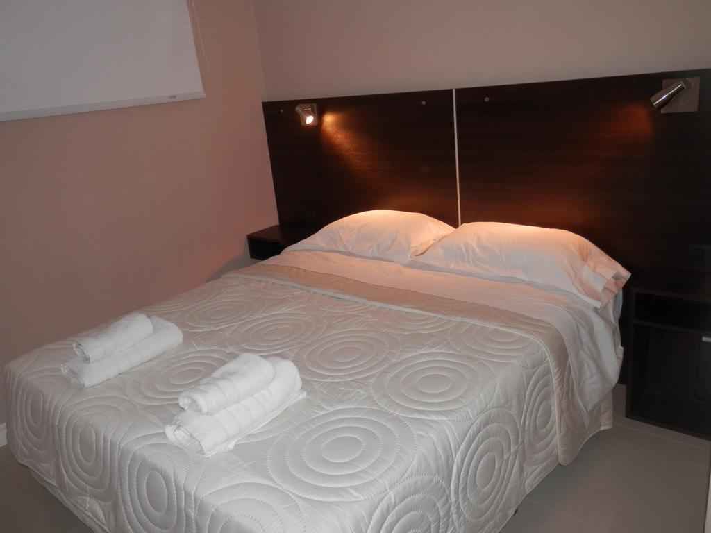 Complejo Las Rosas Apartamento Villa Allende Habitación foto